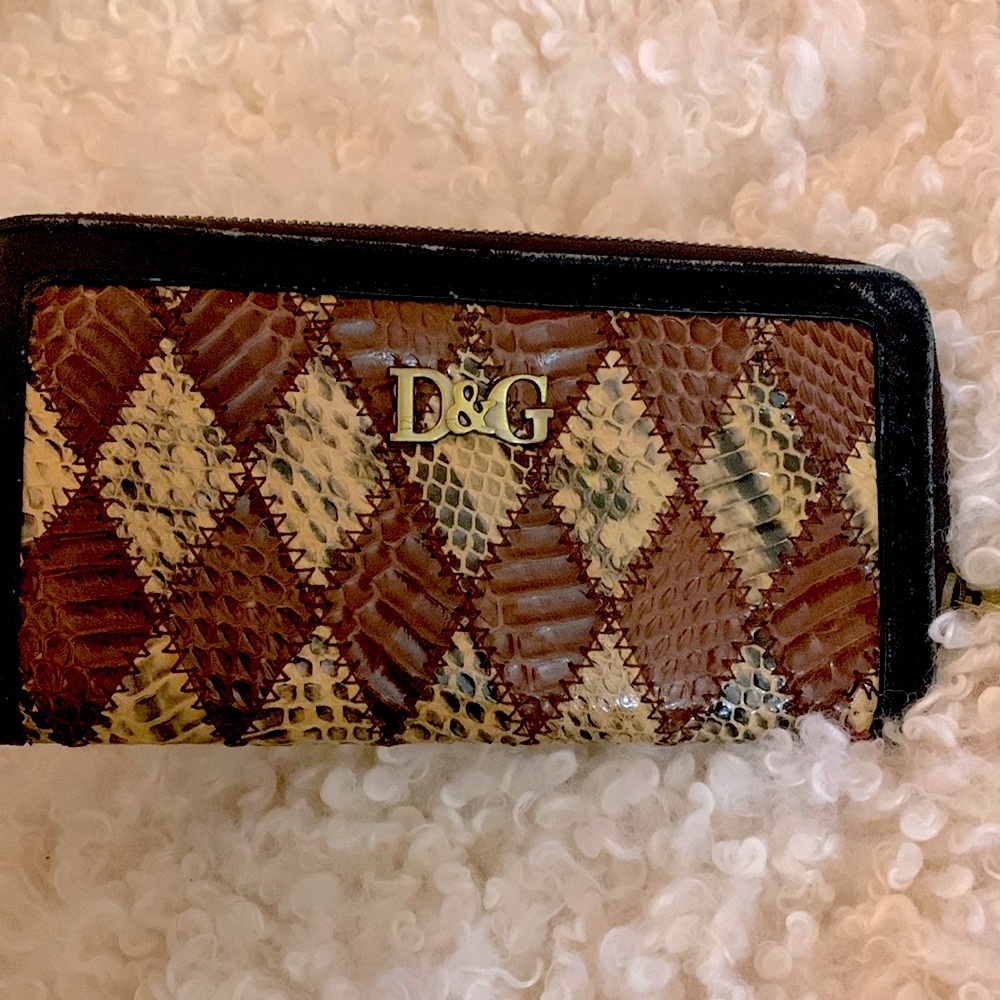 Dolce Gabbana zip around python diamond pattern mulit color wallet. D&G Euc